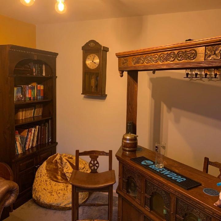 Полилеи от автентични дъбови бъчви с 2 ръчно изработени дървени чашки!