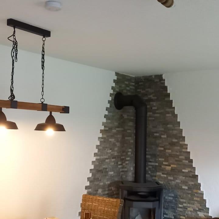 Полилеи от автентични реставирани дъбови бъчви с 3 ръчно изработени дървени чашки-конус!