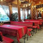 Полилеи от автентични дъбови бъчви с 3  ръчно изработени дървени чашки!