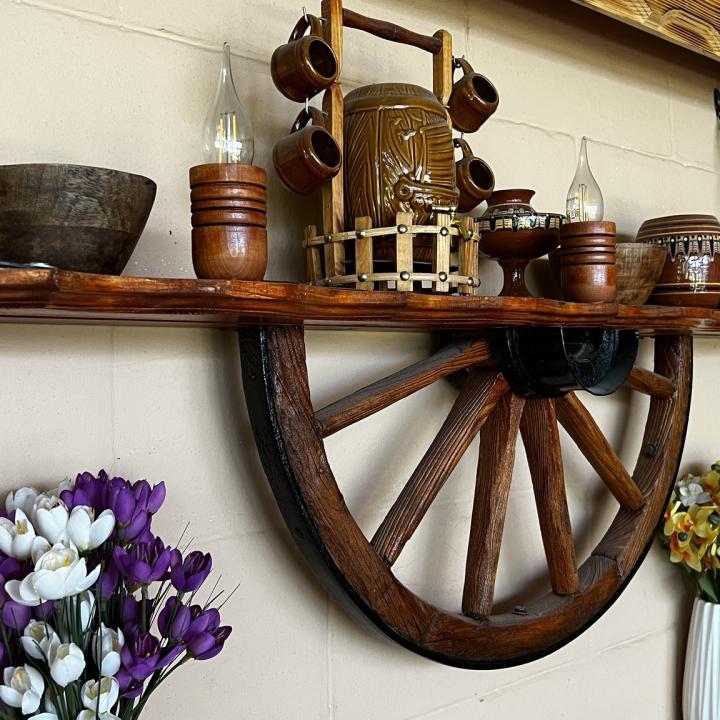 Рафт-лампи от автентични колела от каруца с 3 ръчно изработени дървени чашки!