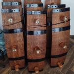 Полилеи от автентични дъбови бъчви с 3  ръчно изработени дървени чашки!